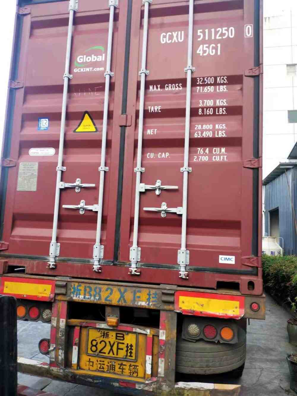 Electrostatic coating line for buses 